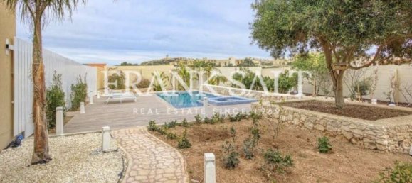 6 bedrooms House in Ghajnsielem, Malta No. 5768 2