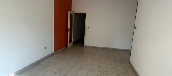 3 Schlafzimmer Wohnung in Palermo, Italy, Nr. 362744 11