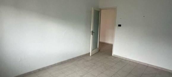 3 Schlafzimmer Wohnung in Palermo, Italy, Nr. 362744 3