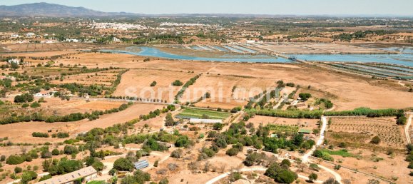 Terreno en Mexilhoeira Grande, Portugal 145 m² No. 71989 4