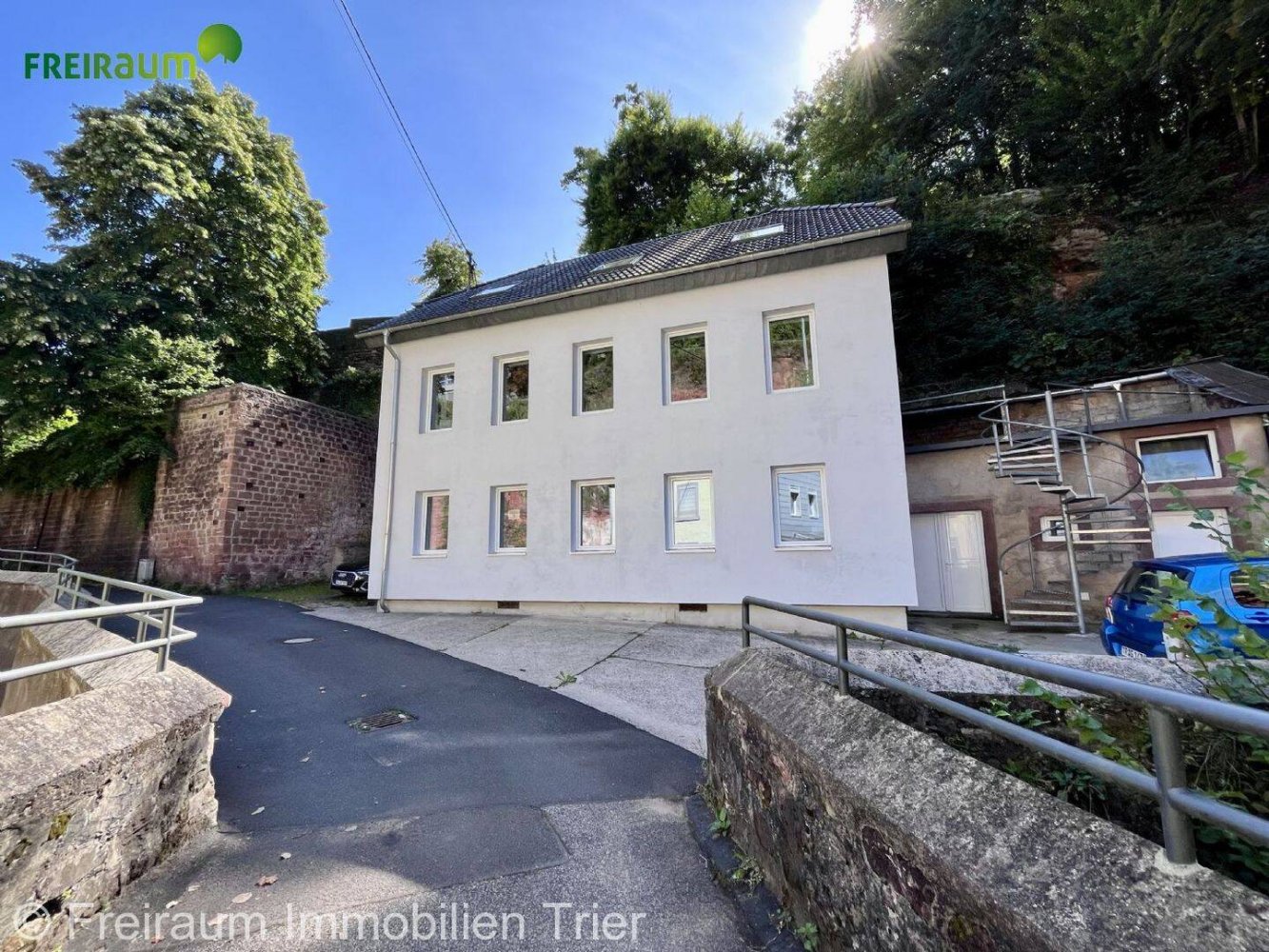 3 bedrooms Townhouse in Trier, Germany No. 286396