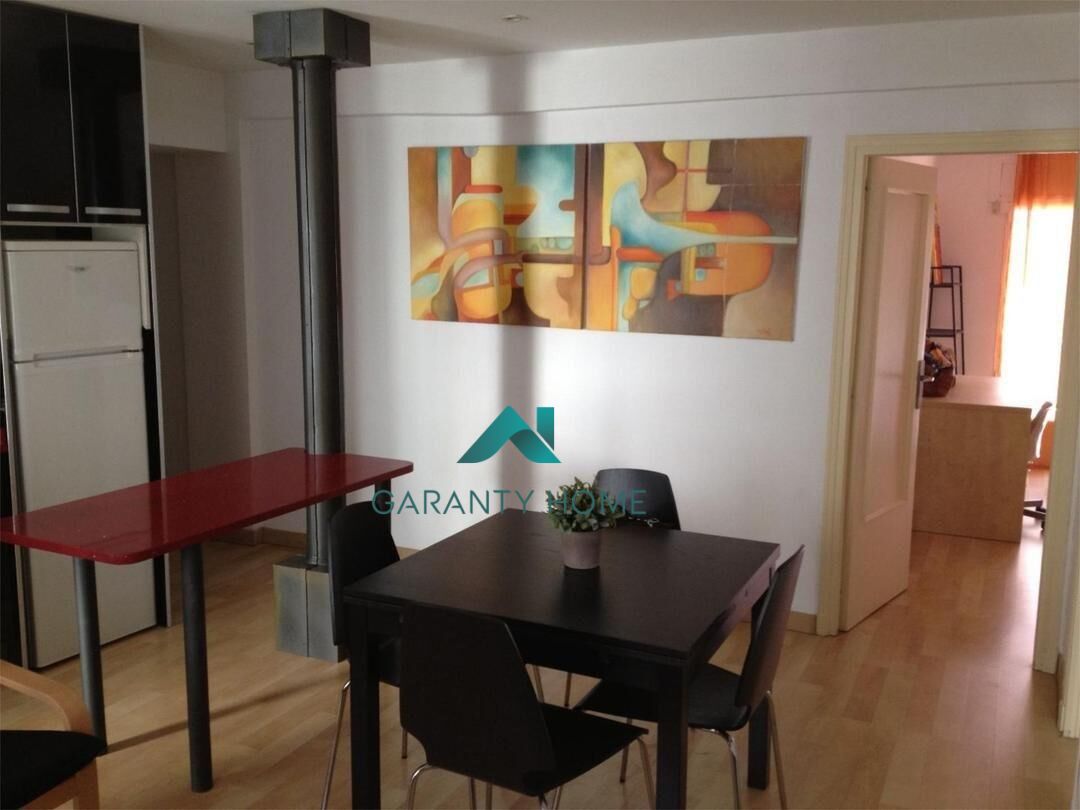 3 bedrooms Apartment in Madrid, Spain No. 175640