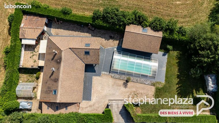 4 bedrooms Villa in Meximieux, France No. 314060