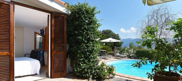5 rooms Villa in Rapallo, Italy No. 35688 12