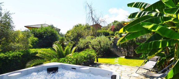 5 rooms Villa in Rapallo, Italy No. 35688 2