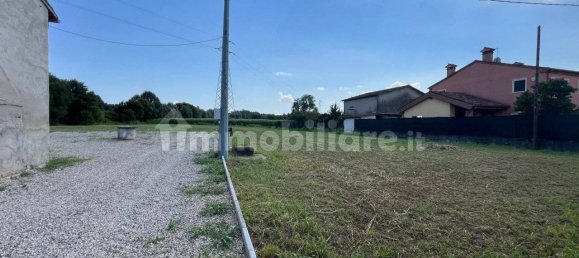 4 bedrooms House in Montegalda, Italy No. 124960 14