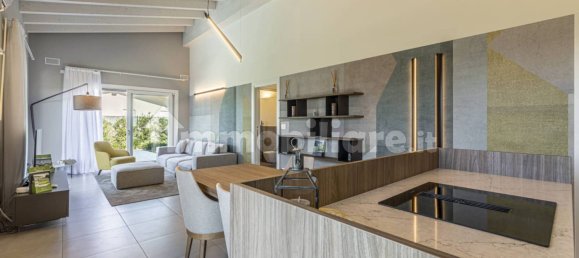 2 Schlafzimmer Villa in Padenghe sul Garda, Italy, Nr. 10401 14