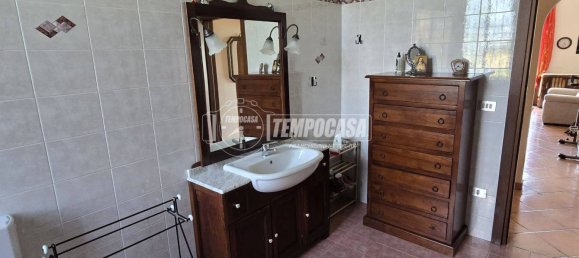 3 bedrooms Villa in Calderara di Reno, Italy No. 280549 12