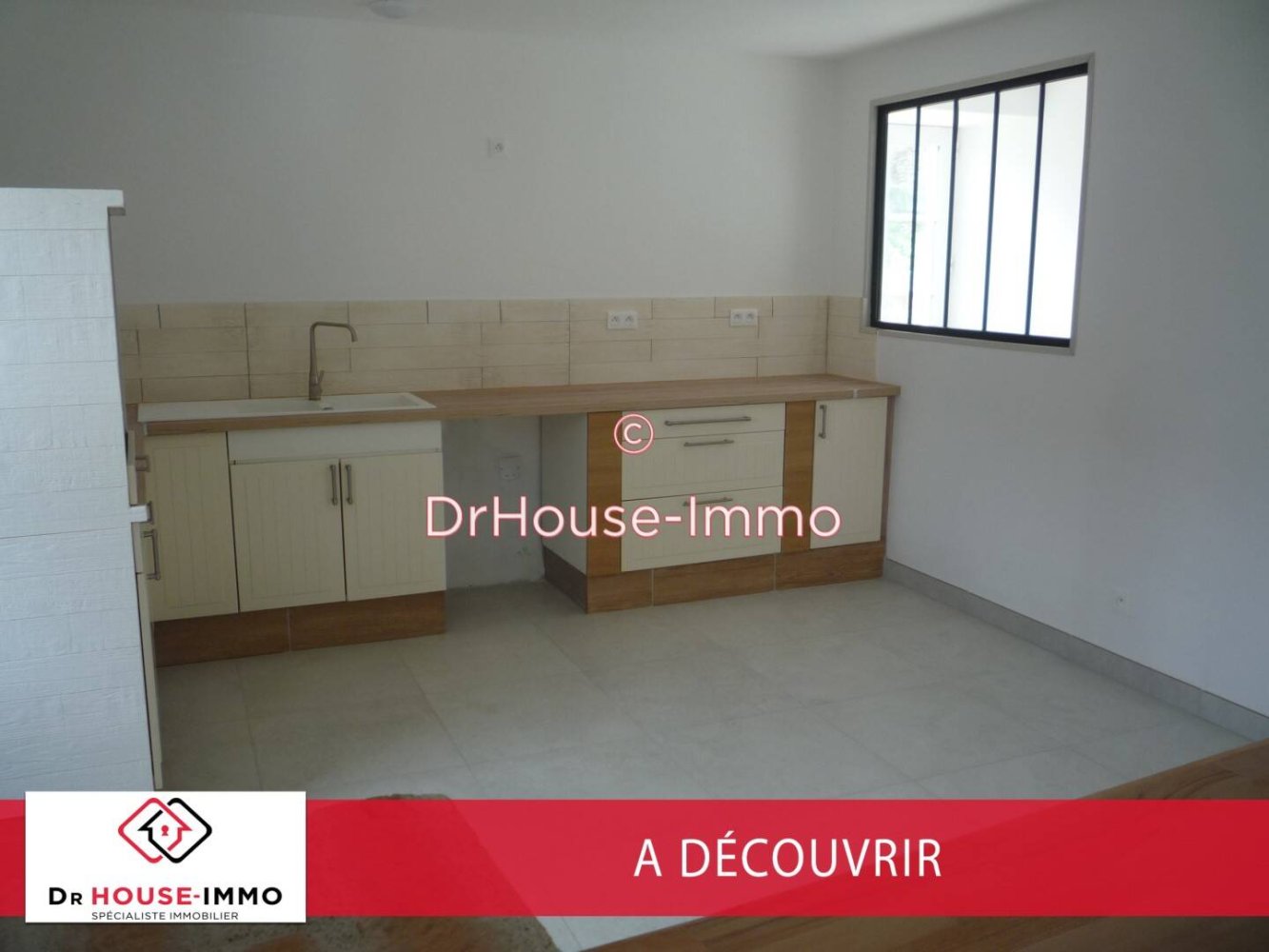 4 غرف نوم منزل في Rille, France رقم 48965