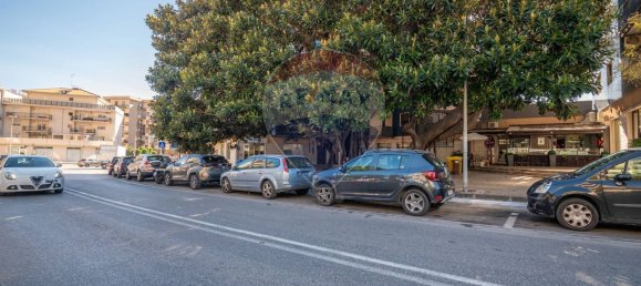 Коммерческая недвижимость 80м² в Сиракузы, Италия № 246466 12