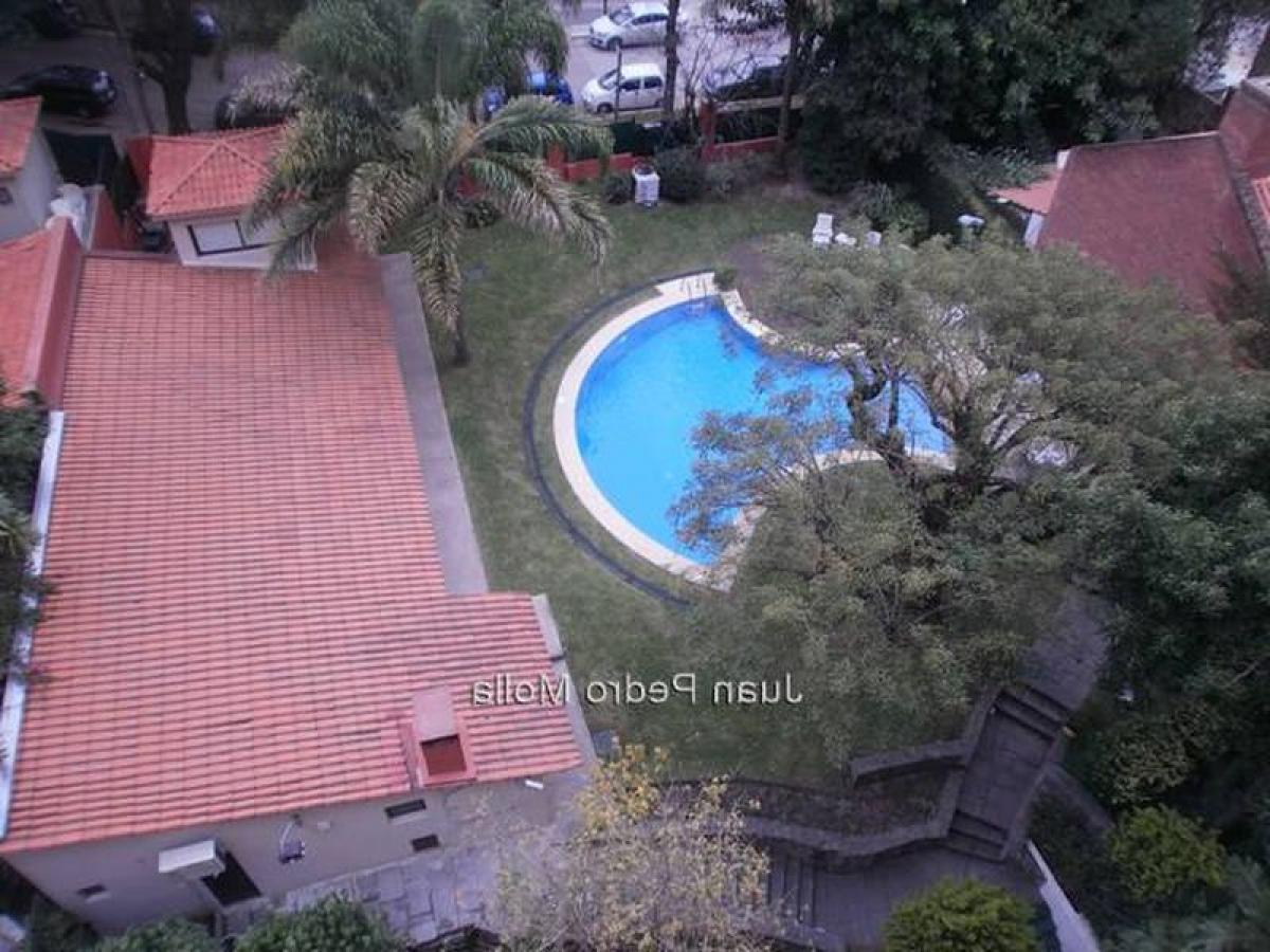 4 bedrooms Apartment in Montevideo, Uruguay No. 4010