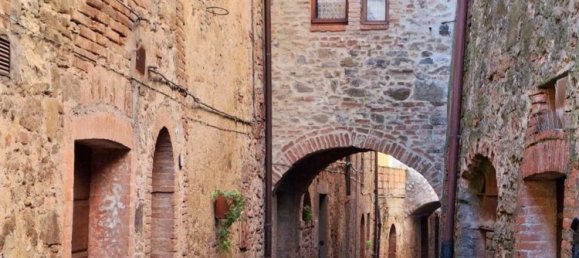 Дом с 6 комнатами в Сан Кашано деи Баньи, Италия № 166643 3