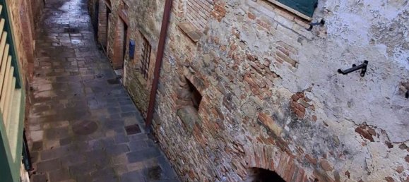 Дом с 6 комнатами в Сан Кашано деи Баньи, Италия № 166643 2