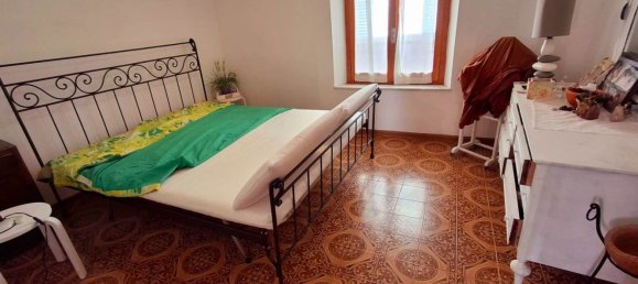 Дом с 6 комнатами в Сан Кашано деи Баньи, Италия № 166643 15