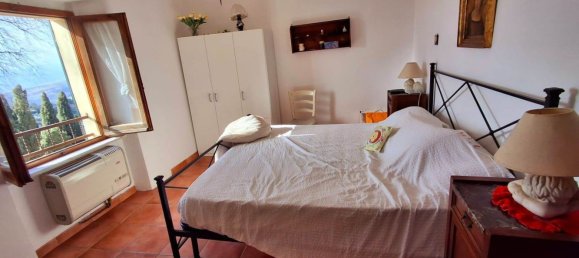 Дом с 6 комнатами в Сан Кашано деи Баньи, Италия № 166643 17