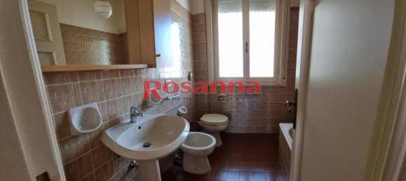 2 bedrooms Apartment in Livorno, Italy No. 222636 36
