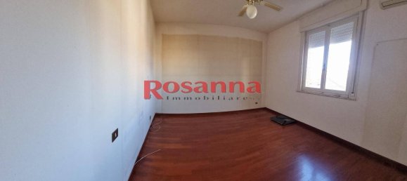 2 bedrooms Apartment in Livorno, Italy No. 222636 27