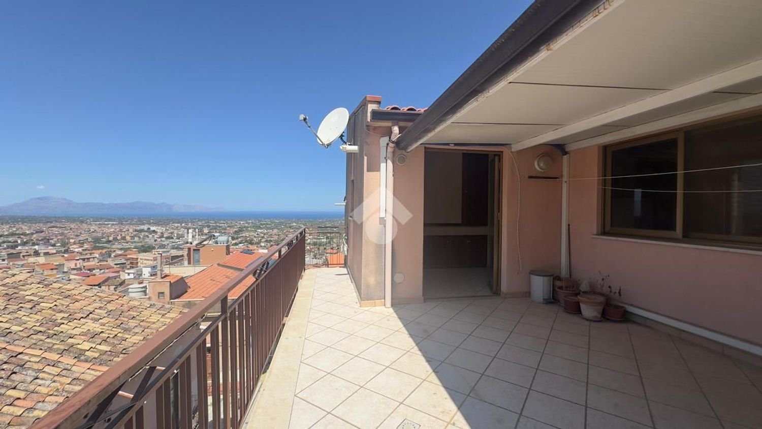 Casa de 6 habitaciónes en Borgetto, Italy No. 305270