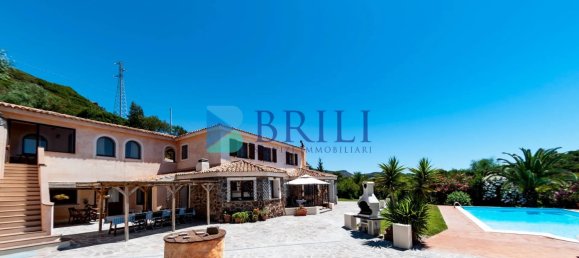 5 bedrooms Villa in Alghero, Italy No. 232211 2