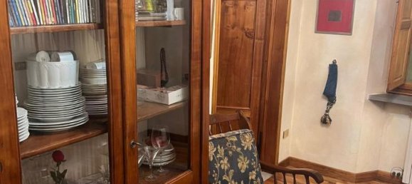 5 rooms Apartment in Empoli, Italy No. 32961 3