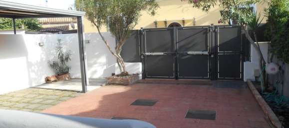 5 bedrooms Villa in Acireale, Italy No. 331909 9