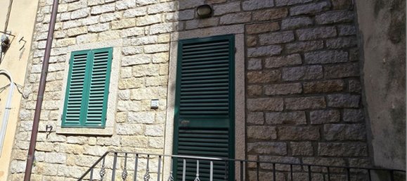 Casa de 7 divisões em Tempio Pausania, Italy N.º 25724 2