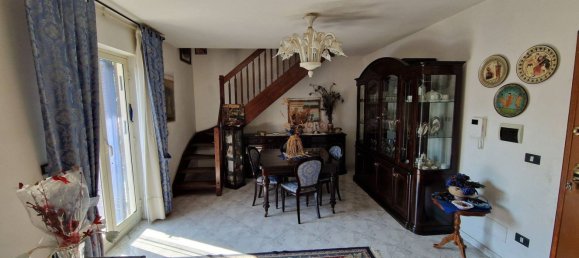 Apartamento T4 em Acerra, Italy N.º 346701 4