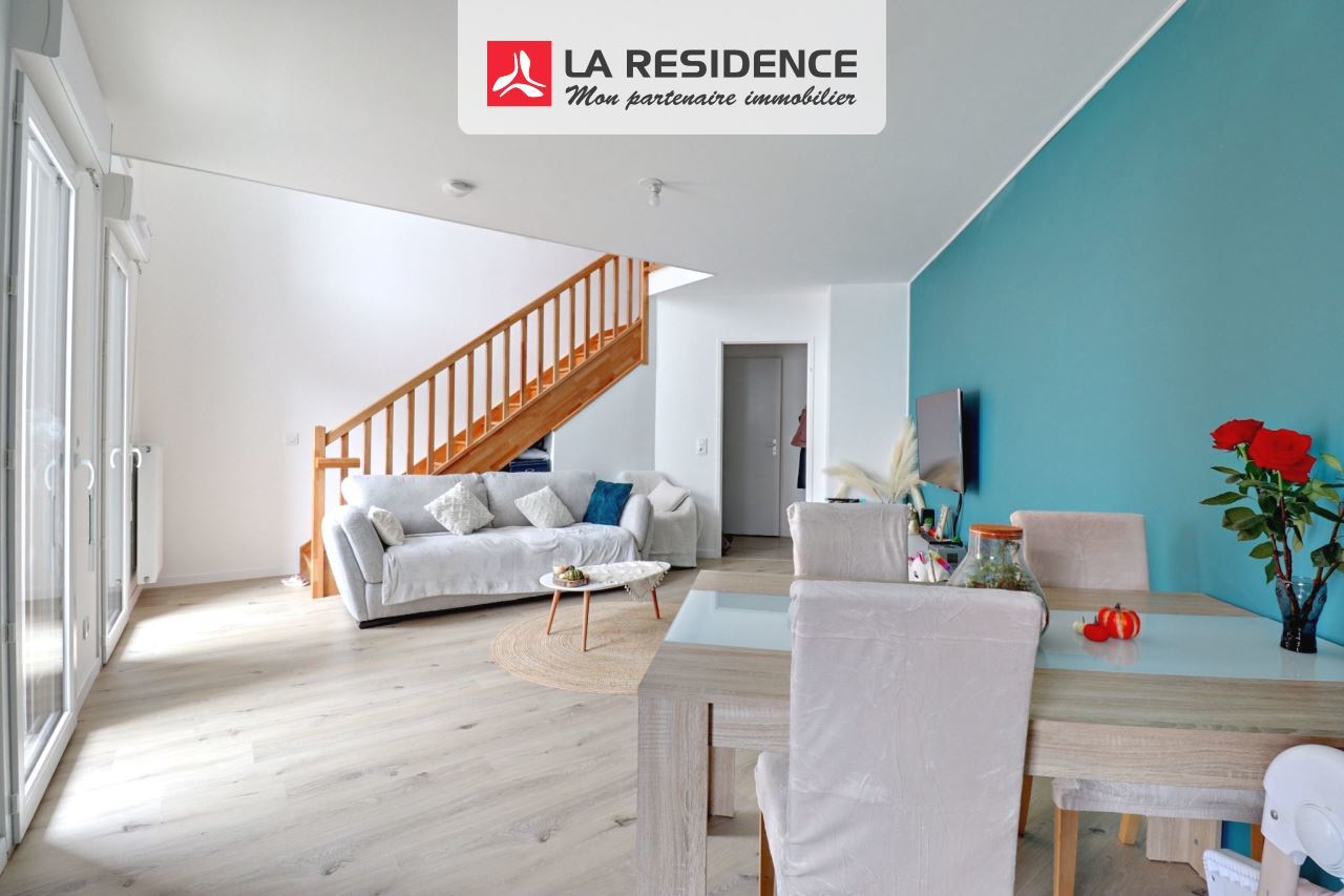 2 Schlafzimmer Doppelhaus in Poissy, France, Nr. 180612