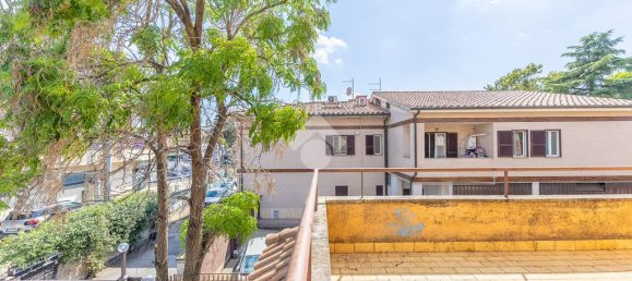 3 bedrooms Apartment in Rome, Italy No. 291885 11