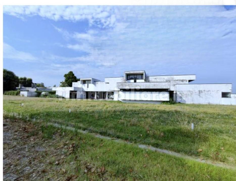 Edifício T6 em Leno, Italy N.º 337688