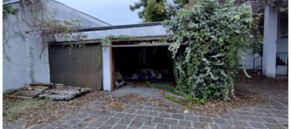 Edifício T6 em Leno, Italy N.º 337688 5