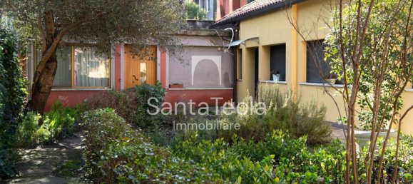 2 bedrooms Apartment in Venice, Italy No. 322640 3