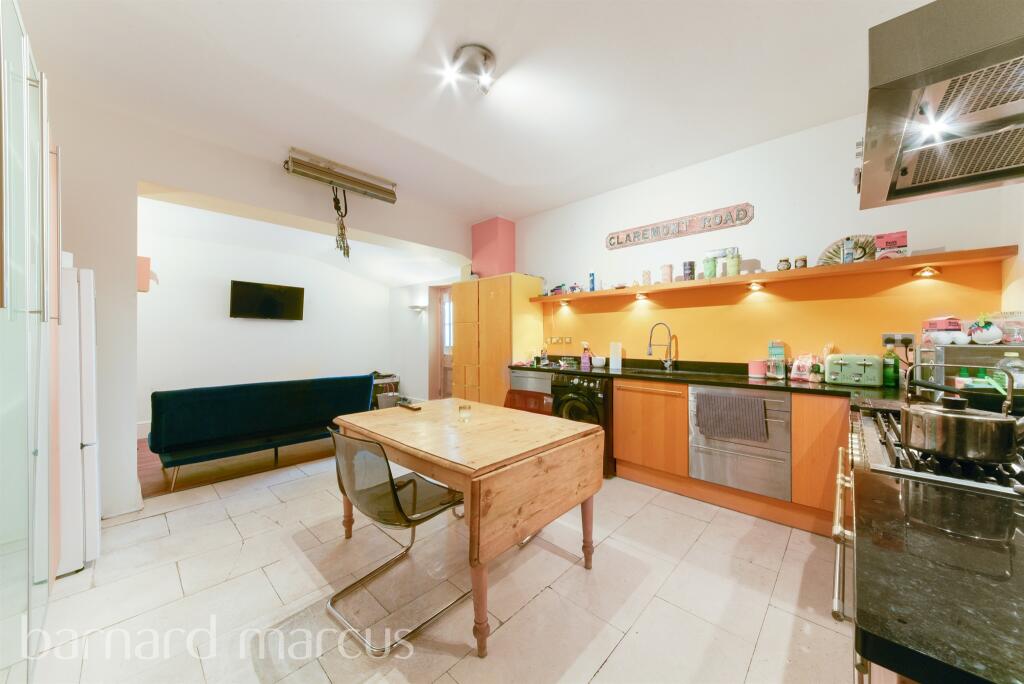 2 Schlafzimmer Wohnung in Surbiton, United Kingdom, Nr. 9956