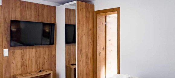 Квартира с 6 комнатами в Тамсвег, Австрия № 216785 6