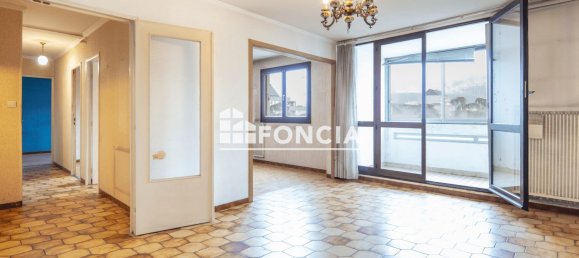 Apartamento T2 em Echirolles, France N.º 206288 2