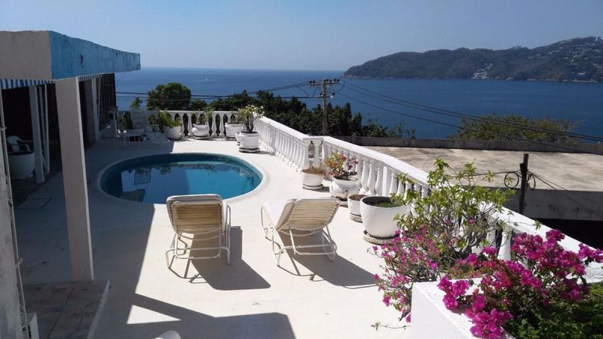 4 bedrooms House in Guerrero, Mexico No. 188169