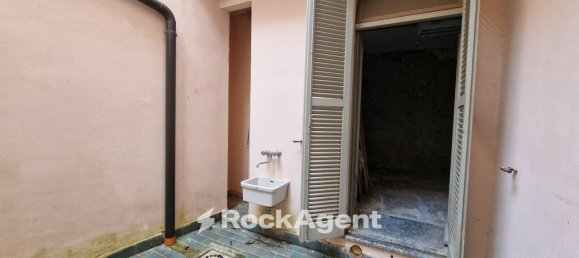 1غرفة مكتب في Catanzaro, Italy رقم 295910 8