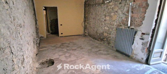 1غرفة مكتب في Catanzaro, Italy رقم 295910 5