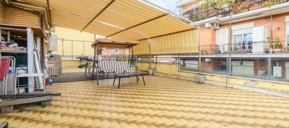 Penthouse de 3 divisões em Guidonia Montecelio, Italy N.º 198203 21