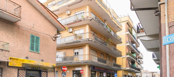 Penthouse de 3 divisões em Guidonia Montecelio, Italy N.º 198203 41