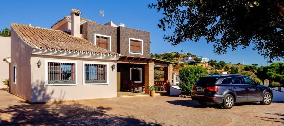 6 bedrooms House in Estepona, Spain No. 102924 18