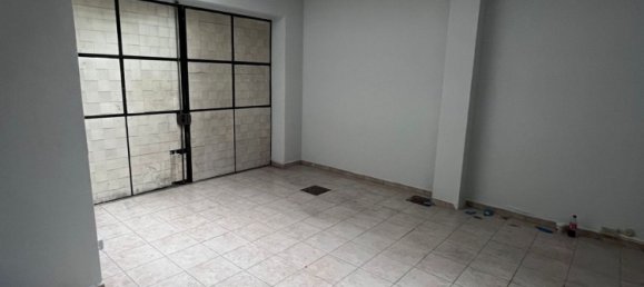 2غرفة مستودع في Turin, Italy رقم 157035 12