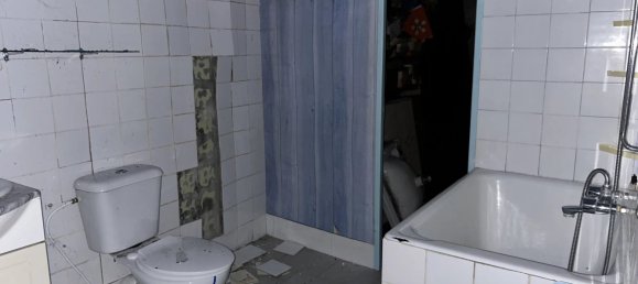 2 bedrooms House in Le Pechereau, France No. 79499 7