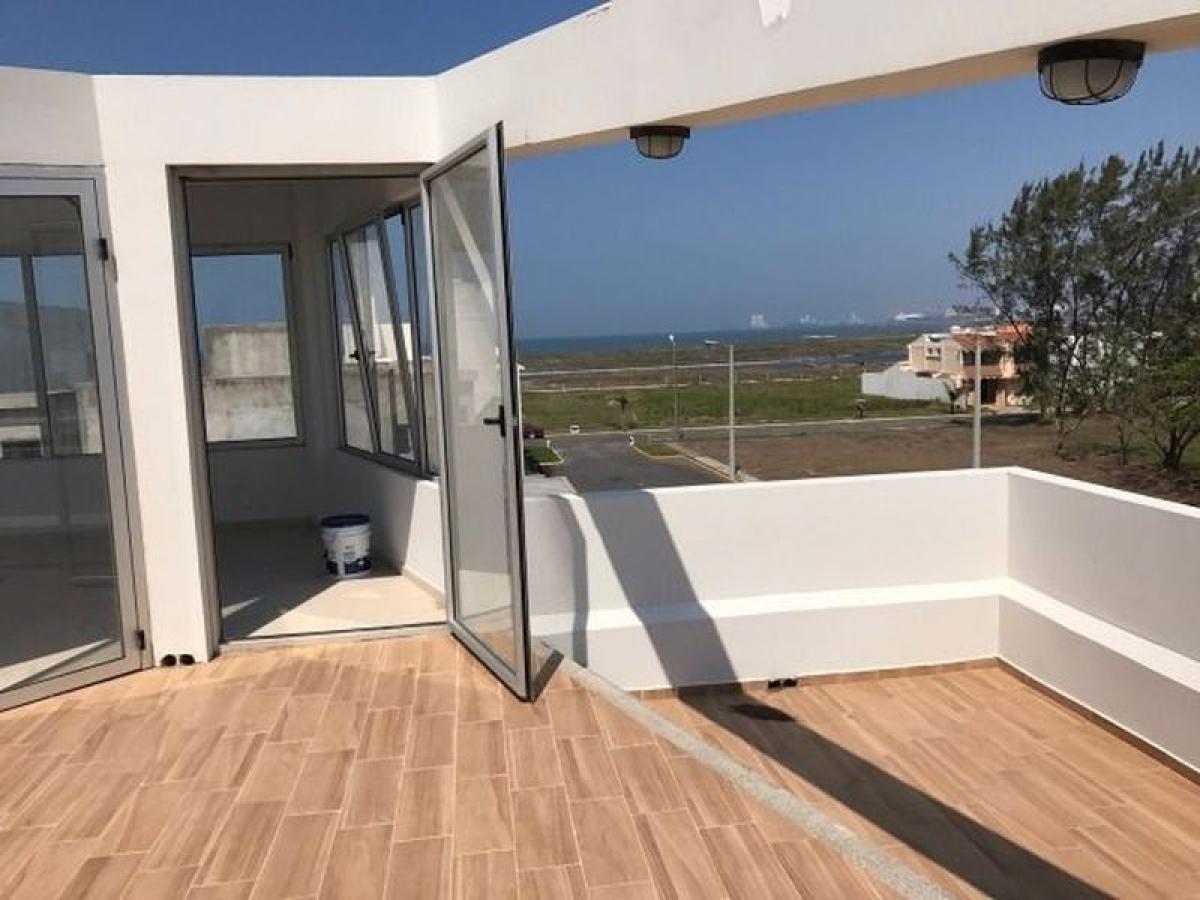 3 bedrooms House in Veracruz, Mexico No. 214428