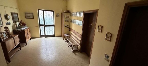 Casa de 11 divisões em Como, Italy N.º 333710 2