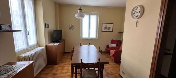 Casa de 11 divisões em Como, Italy N.º 333710 6