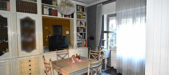 6 rooms Apartment in Genoa, Italy No. 235513 3