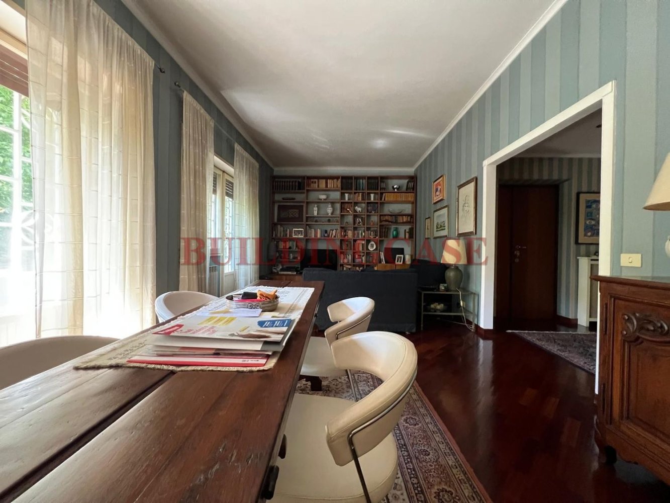 4 bedrooms Apartment in Rome, Italy No. 325128