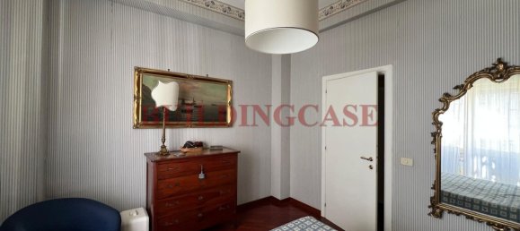 4 bedrooms Apartment in Rome, Italy No. 325128 23