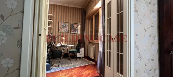4 bedrooms Apartment in Rome, Italy No. 325128 17